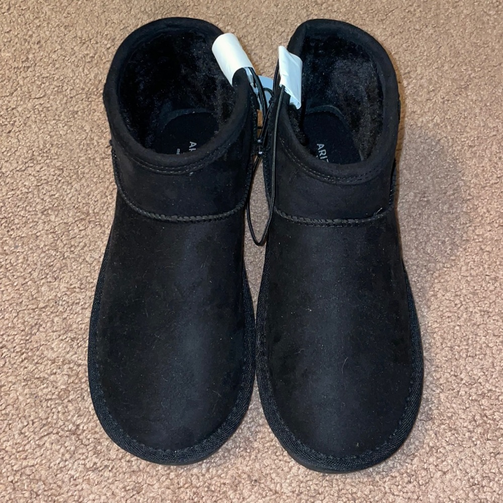 Black boots